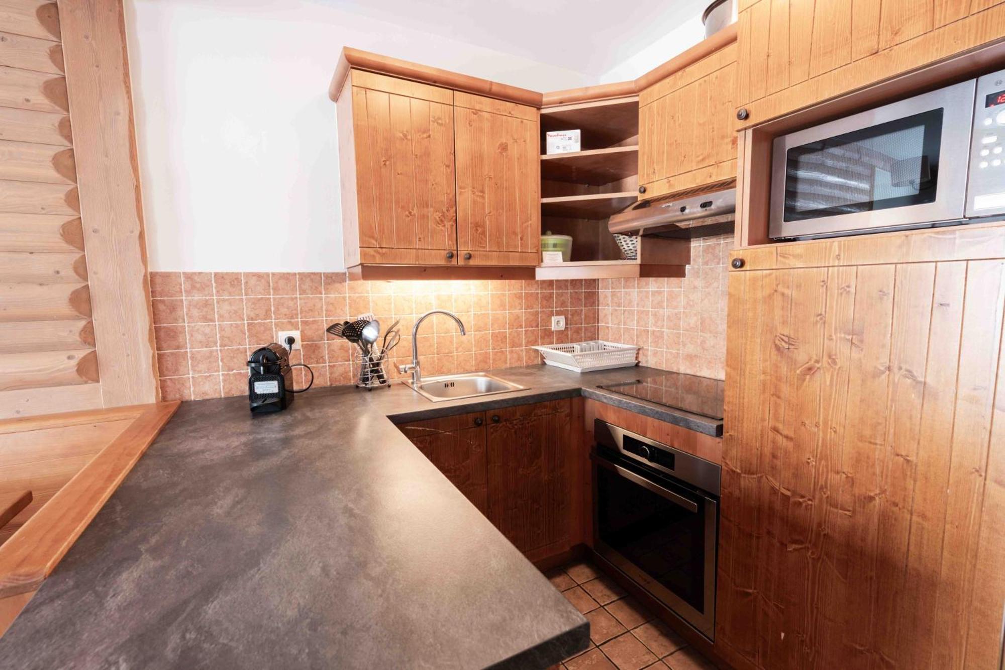 Apartment Le Grand Ours - In Out 4 Bed Chalet, Arc 1950 *