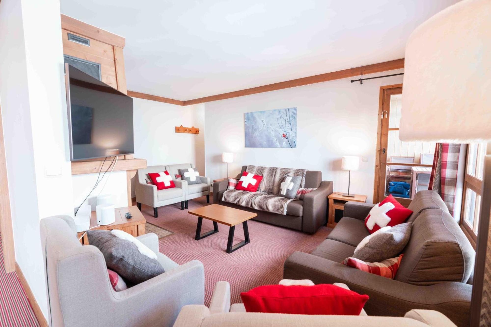 Le Grand Ours - In Out 4 Bed Chalet, Arc 1950 Apartment